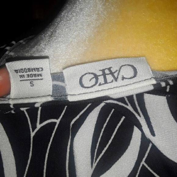 Womans Size Small Black & White Waist Stretch Longsleeve V Neck Blouse Top - Picture 3 of 5